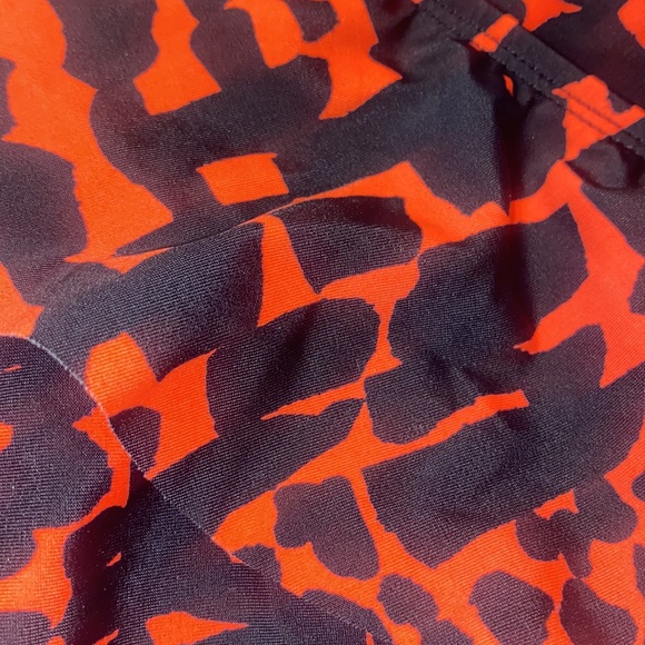 Excellent condition, worn once Island Escape Animal Print Tankini Swim Top - Picture 4 of 5
